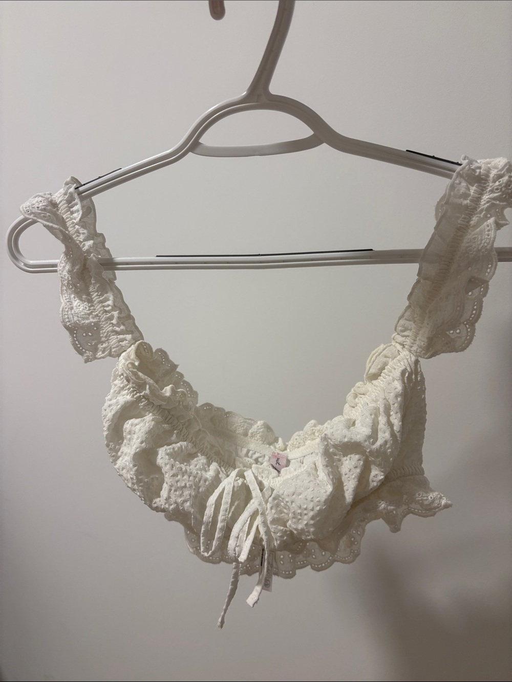Cropped ruffle top